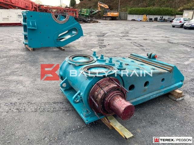 Powerscreen/Pegson 44x28 Mainframe and Swing Jaw Stock
