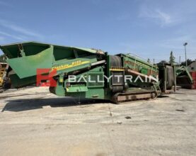 McCloskey R155 Scalping Screen